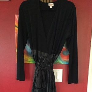 Elegant LuLaRoe Deanne